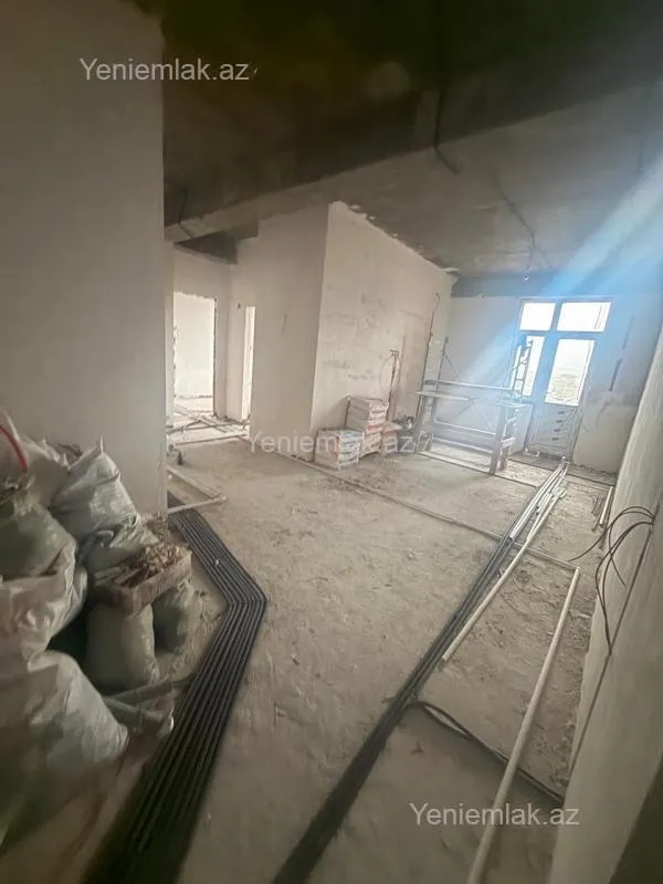 Satılır 3 otaqlı yeni tikili 91 m²