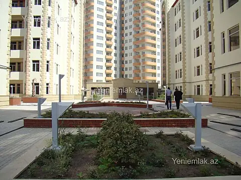 Satılır 5 otaqlı yeni tikili 230 m²