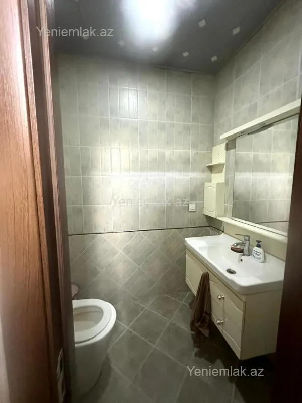 Satılır 3 otaqlı yeni tikili 115 m²