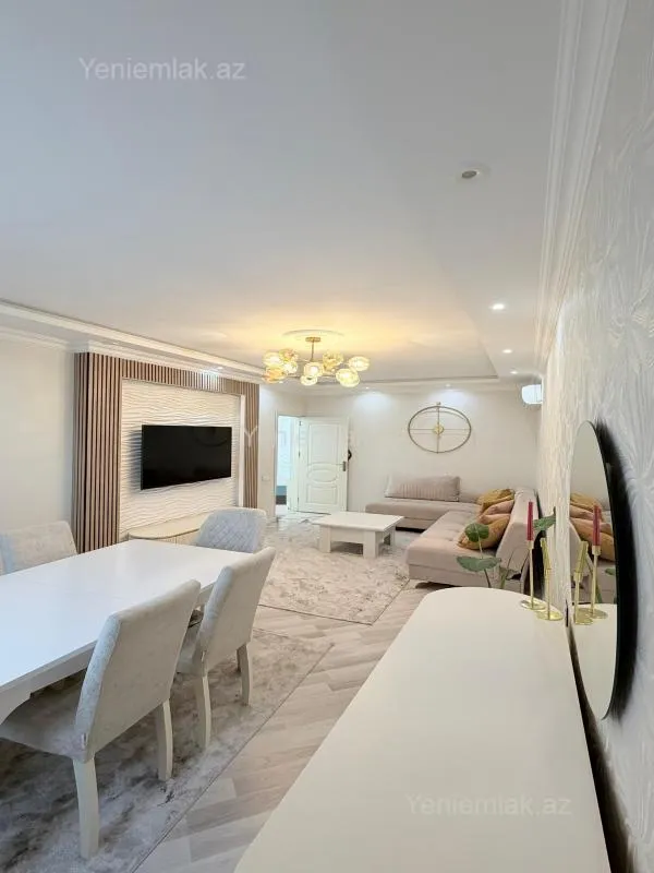 Satılır 3 otaqlı köhnə tikili 70 m²