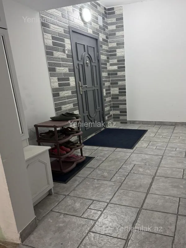 Satılır 3 otaqlı köhnə tikili 70 m²