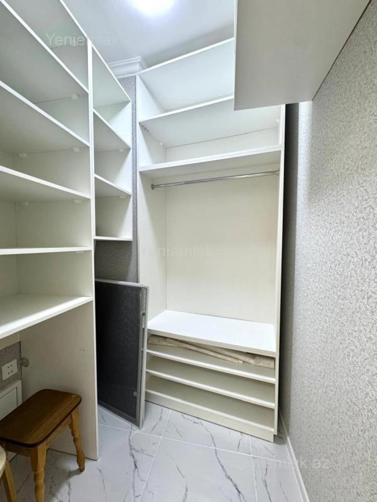 Satılır 2 otaqlı yeni tikili 85 m²