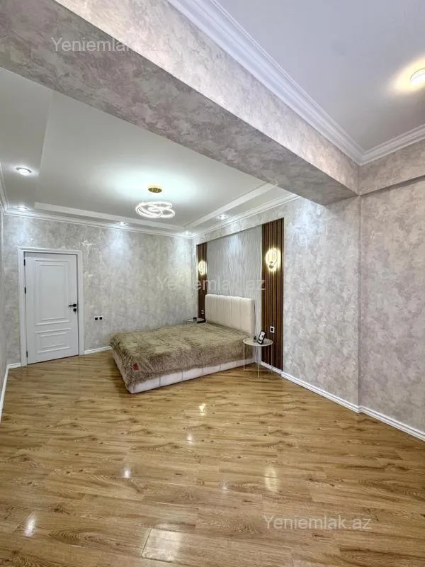 Satılır 2 otaqlı yeni tikili 85 m²