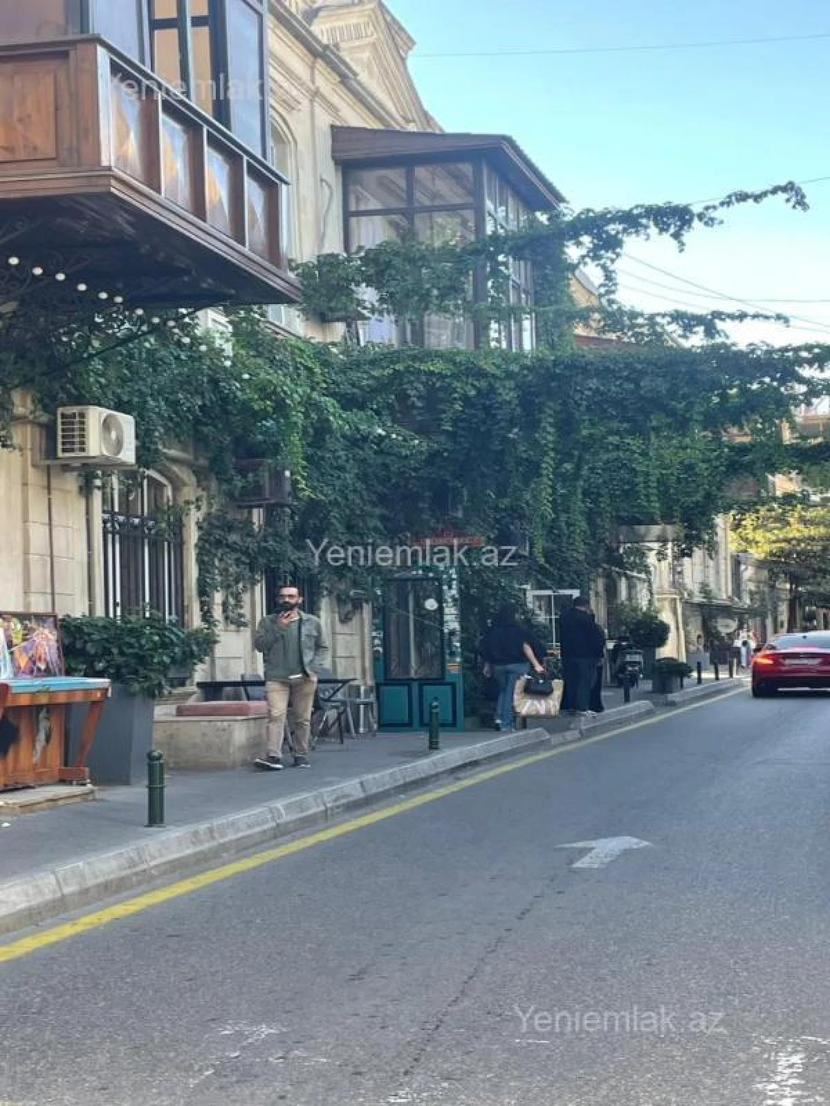 Satılır 3 otaqlı köhnə tikili 90 m²