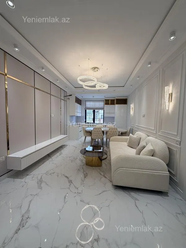 Satılır 3 otaqlı yeni tikili 86 m²