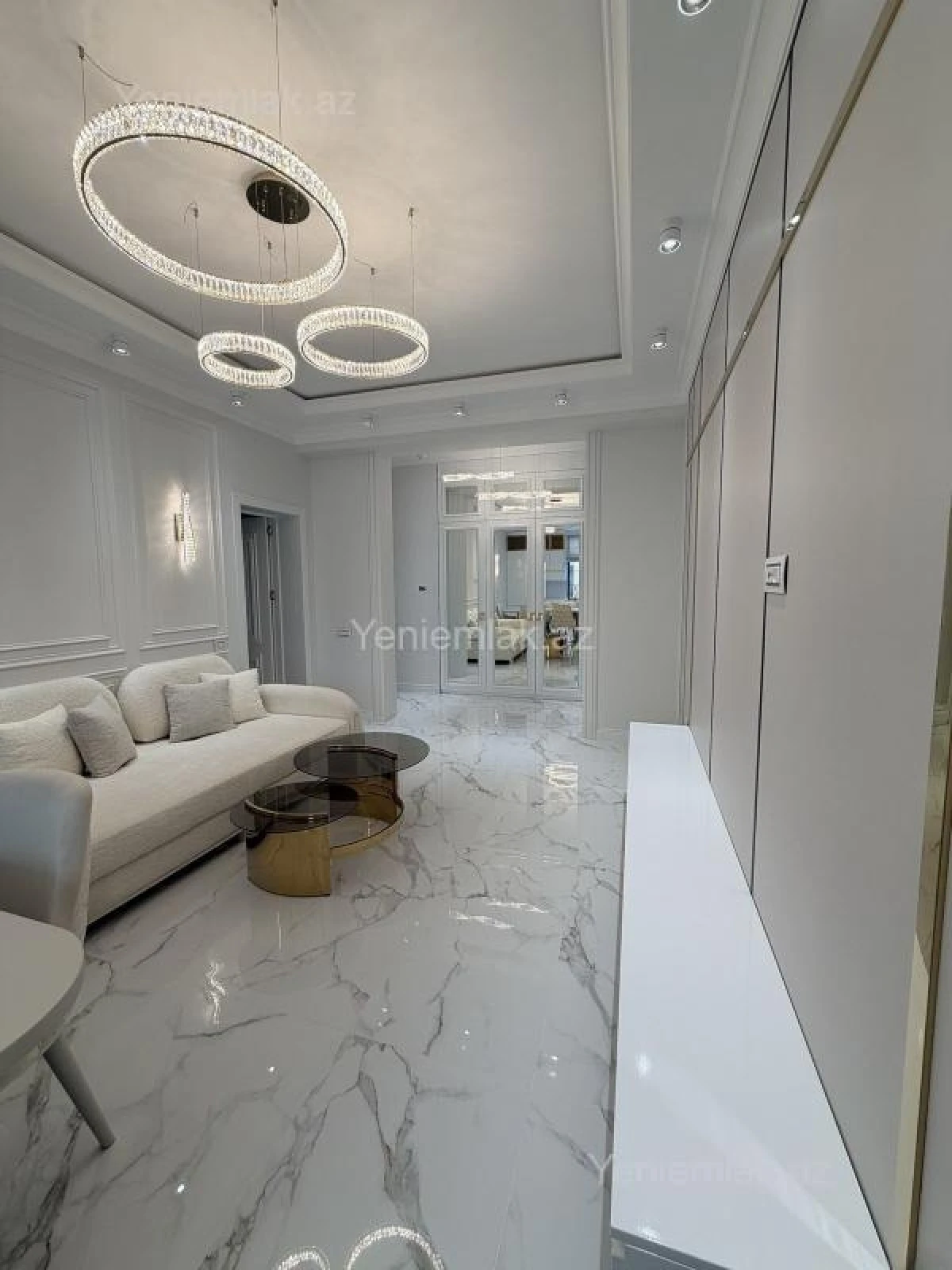 Satılır 3 otaqlı yeni tikili 86 m²