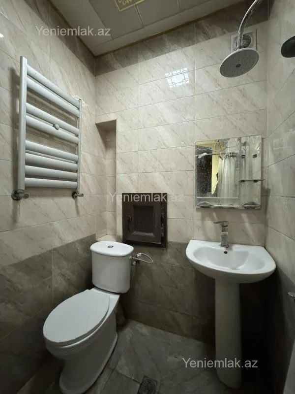 Satılır 3 otaqlı yeni tikili 82 m²