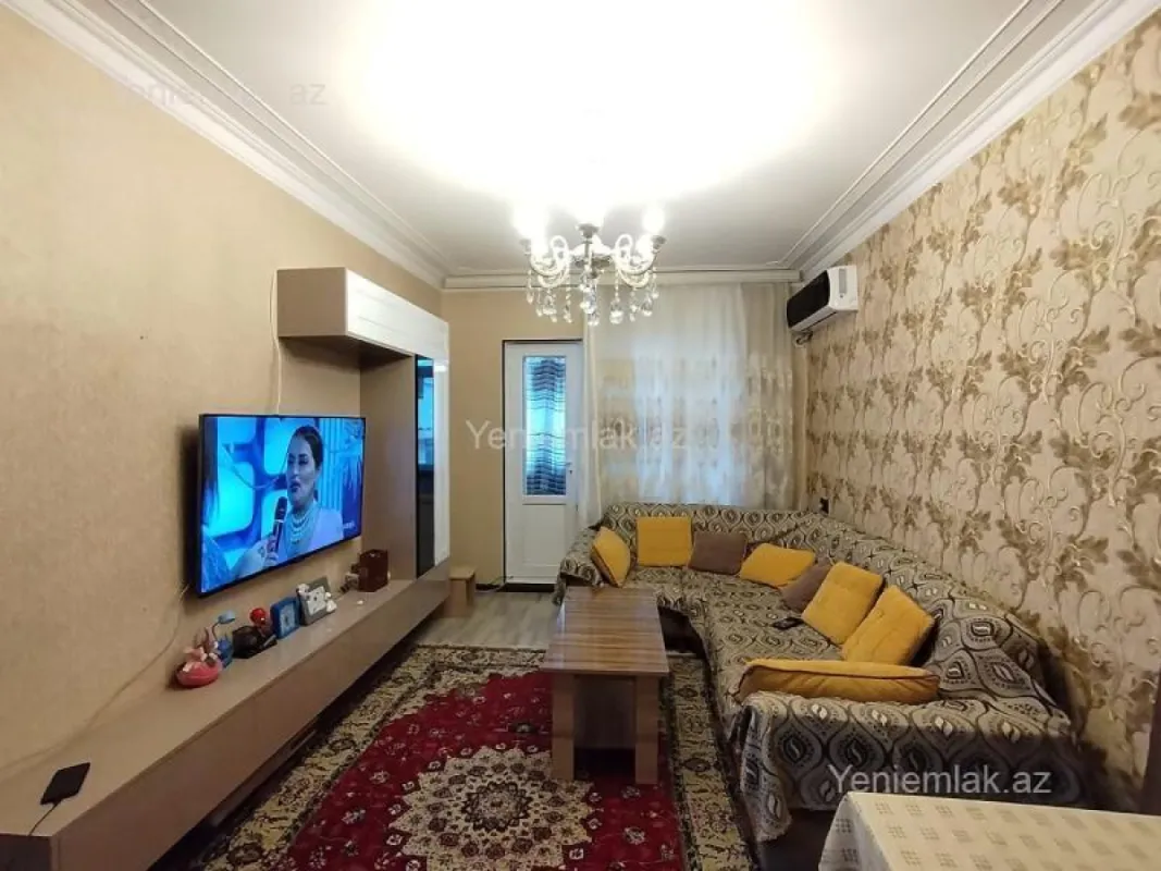 Satılır 3 otaqlı köhnə tikili 80 m²