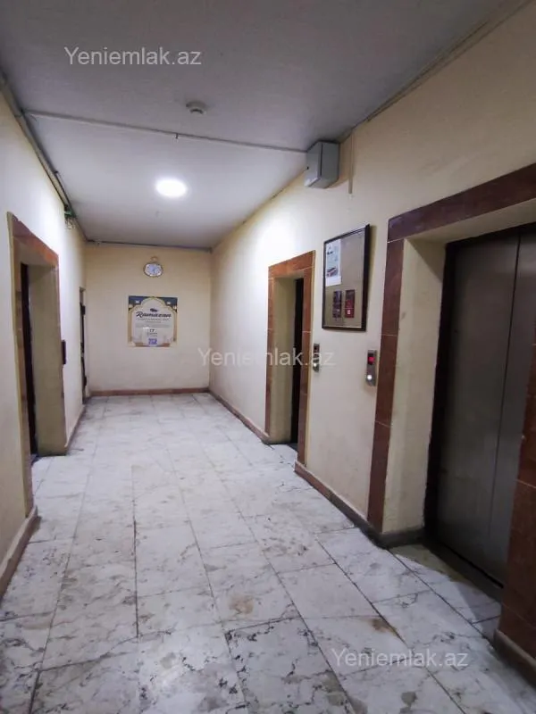 Satılır 3 otaqlı yeni tikili 120 m²