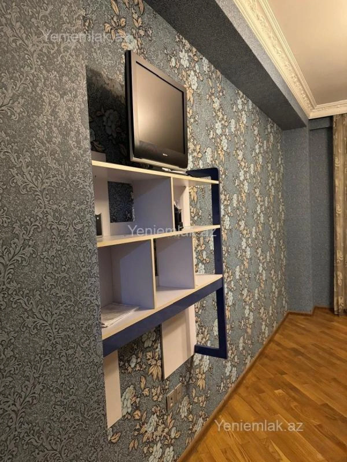 Satılır 3 otaqlı yeni tikili 125 m²