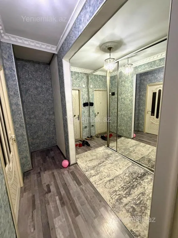 Satılır 3 otaqlı köhnə tikili 75 m²