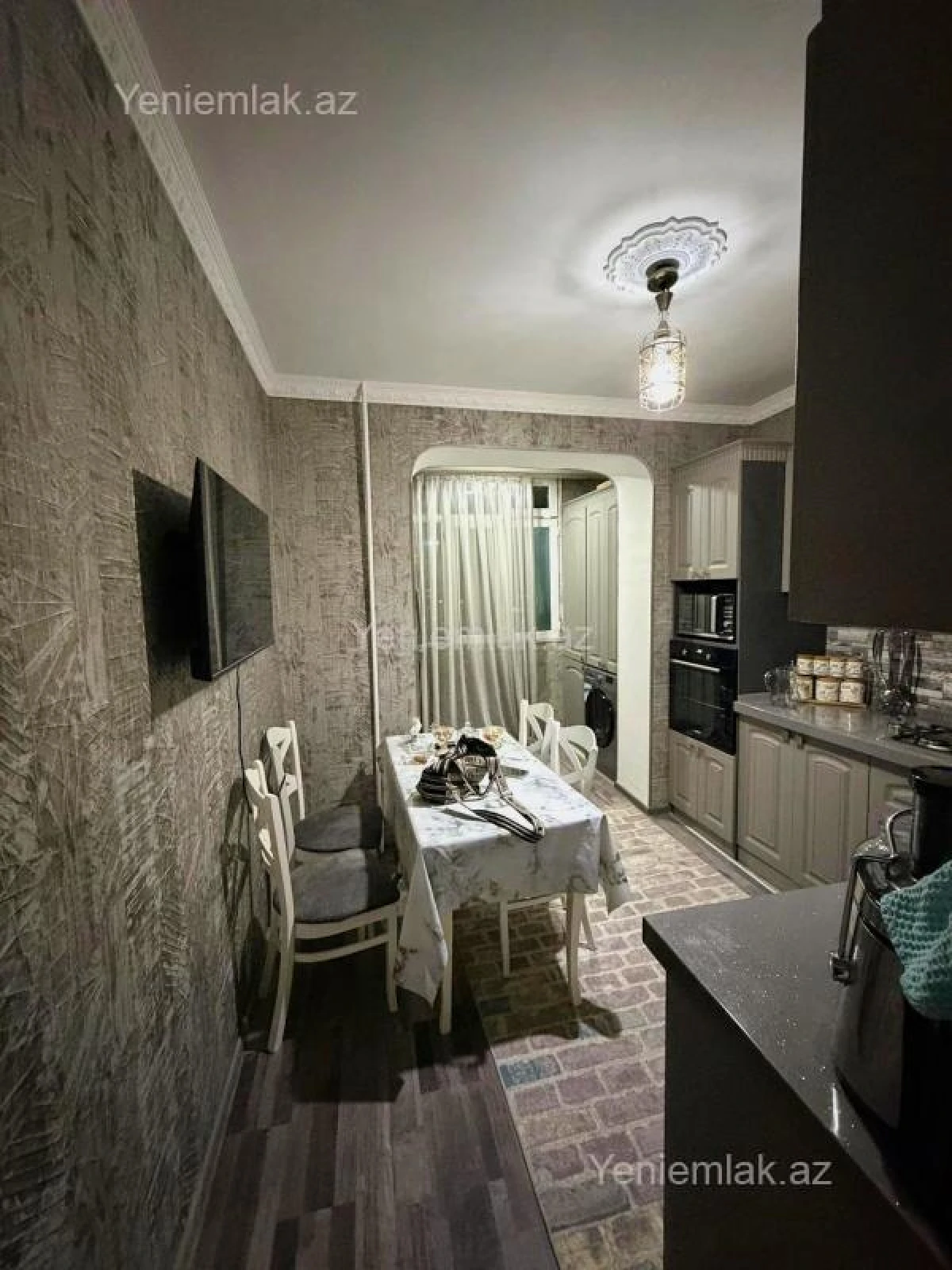 Satılır 3 otaqlı köhnə tikili 75 m²