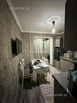 Satılır 3 otaqlı köhnə tikili 75 m²