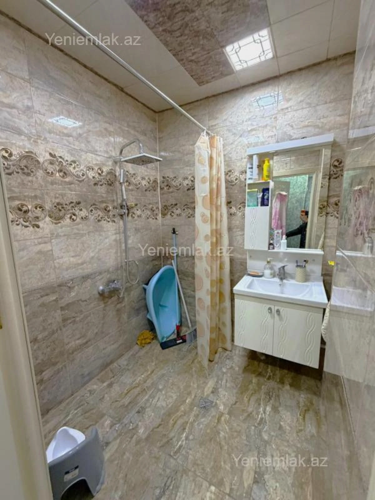 Satılır 3 otaqlı köhnə tikili 75 m²