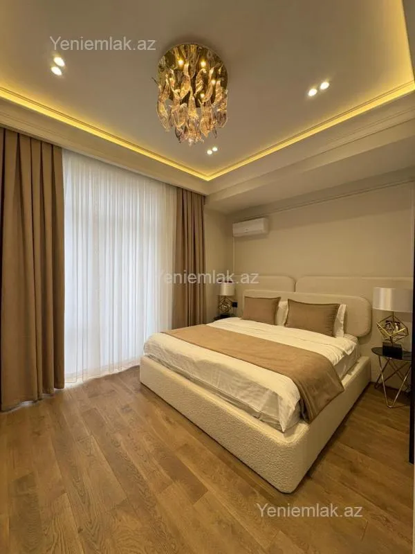 Satılır 3 otaqlı yeni tikili 122 m²