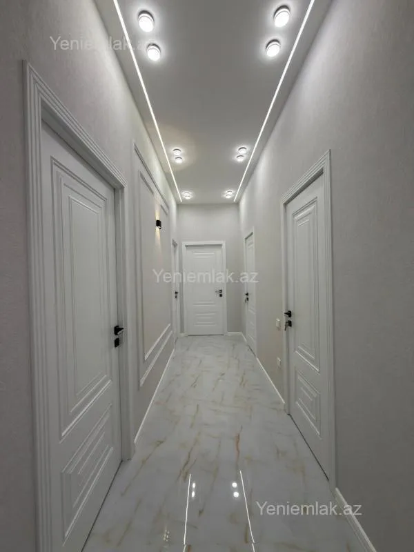 Satılır 2 otaqlı yeni tikili 75 m²