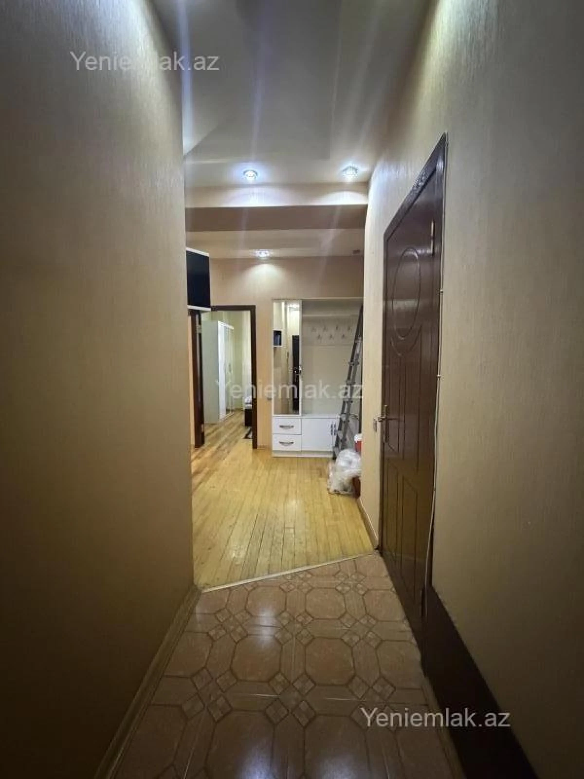 Satılır 2 otaqlı yeni tikili 56 m²