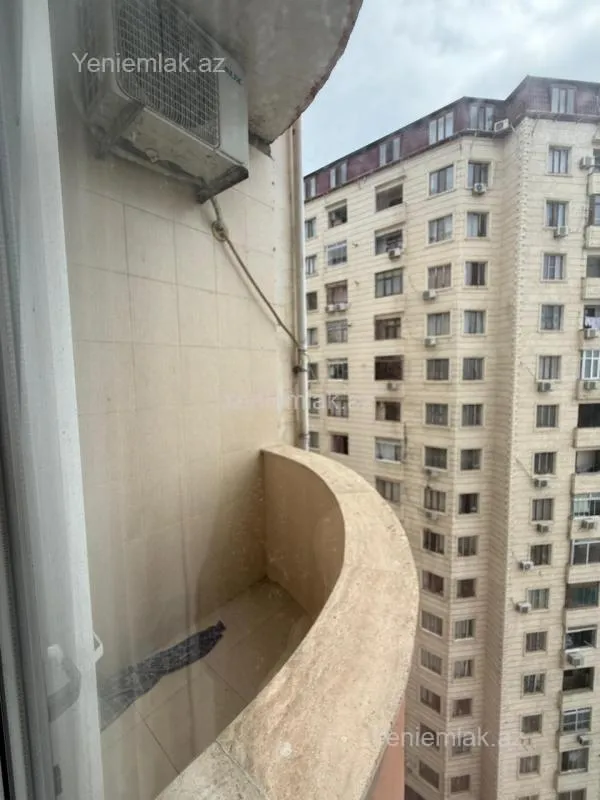 Satılır 3 otaqlı yeni tikili 137 m²