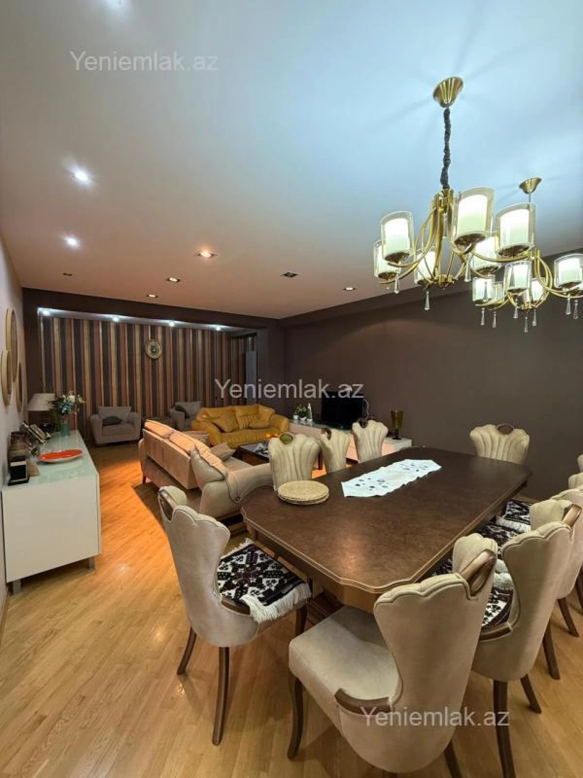 Satılır 3 otaqlı yeni tikili 137 m²