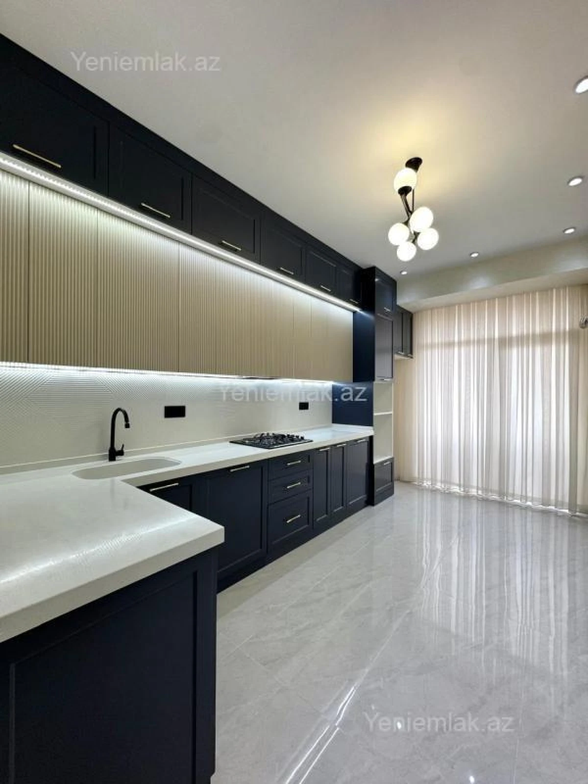 Satılır 3 otaqlı yeni tikili 105 m²