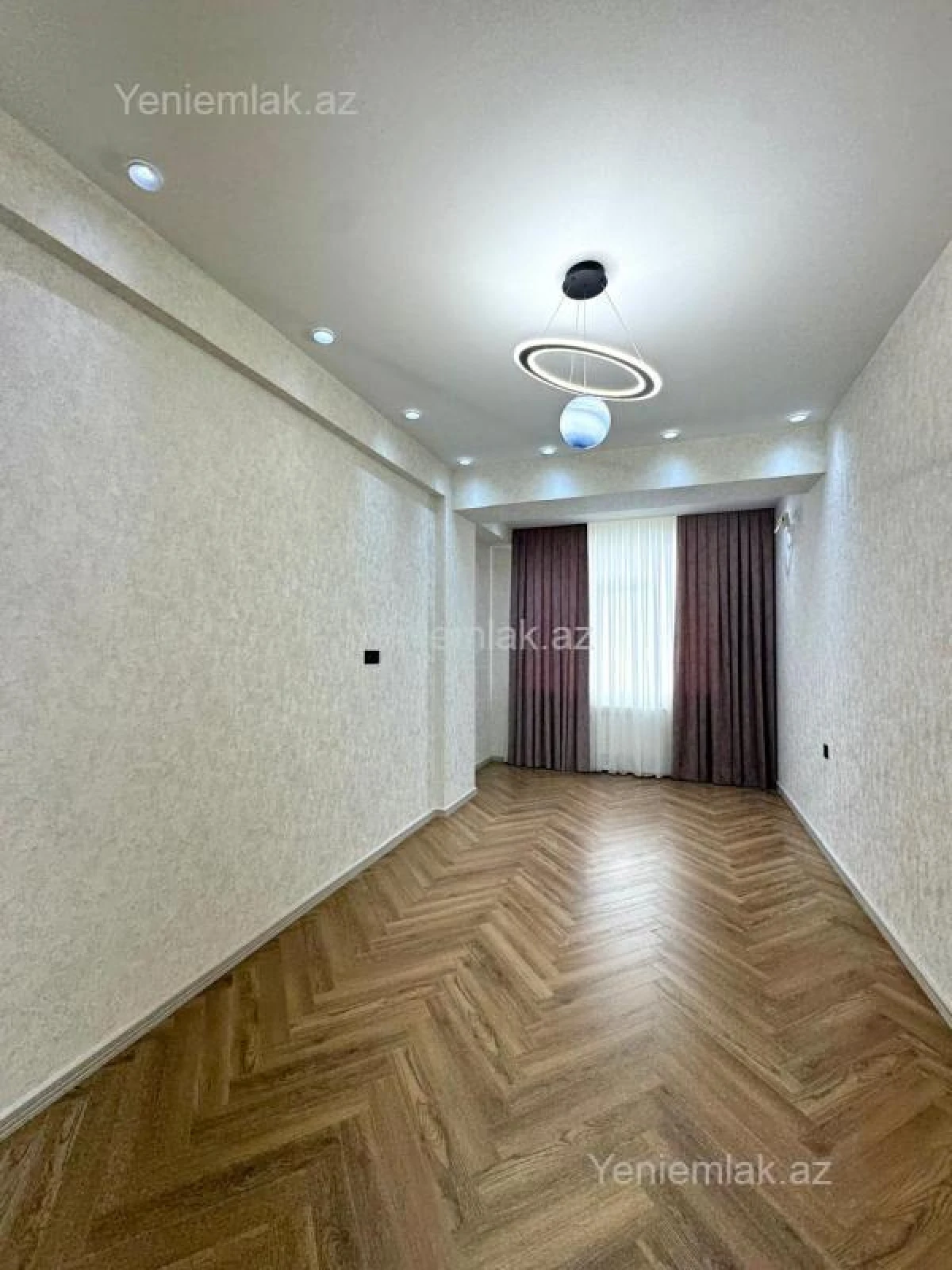 Satılır 3 otaqlı yeni tikili 105 m²