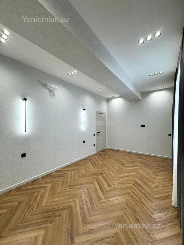 Satılır 3 otaqlı yeni tikili 105 m²