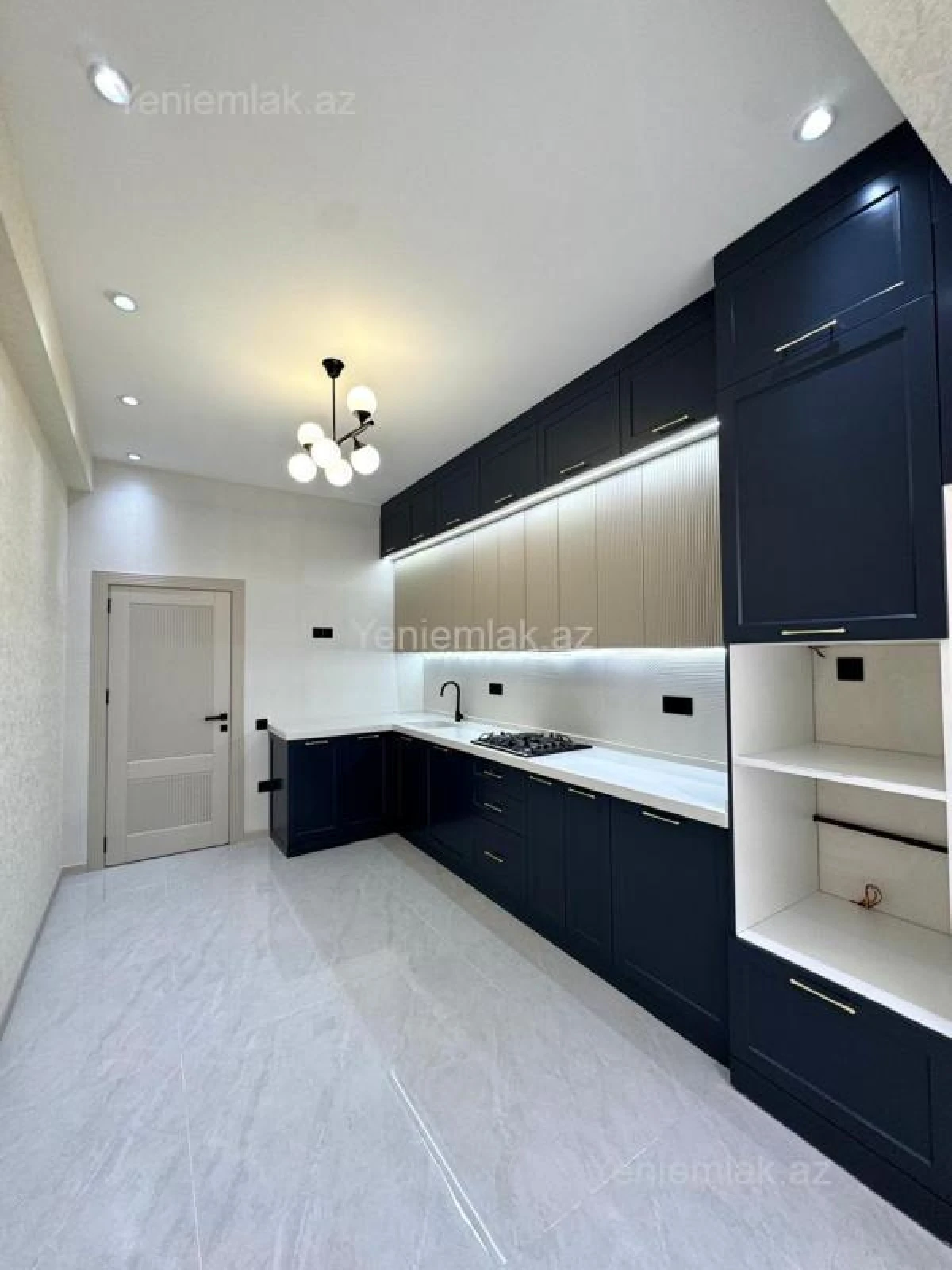 Satılır 3 otaqlı yeni tikili 105 m²