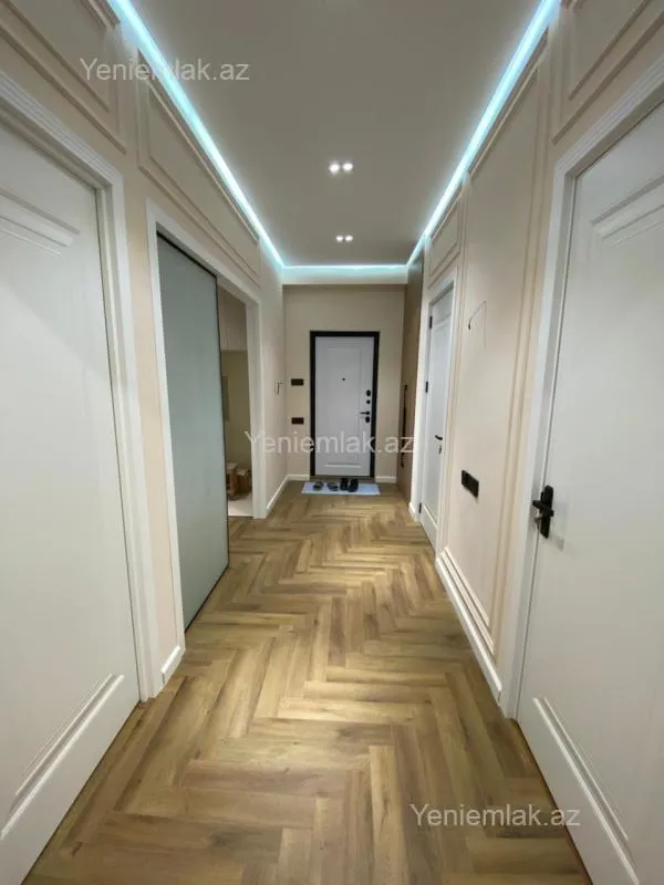 Satılır 2 otaqlı yeni tikili 74 m²