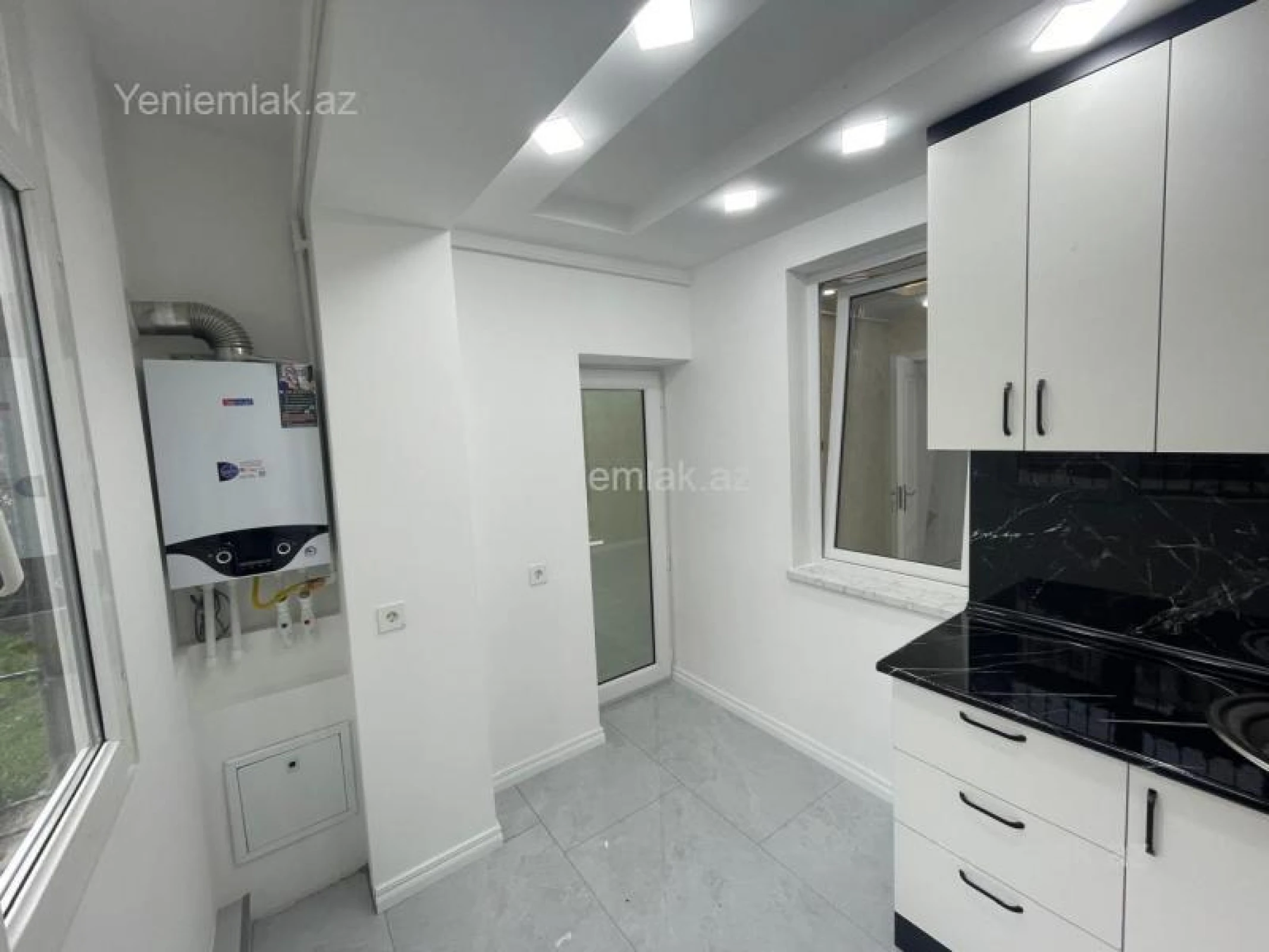 Satılır 3 otaqlı köhnə tikili 60 m²