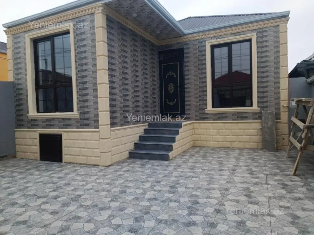Satılır 4 otaqlı həyət evi 100 m²