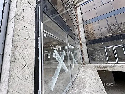 Satılır obyekt 200 m²