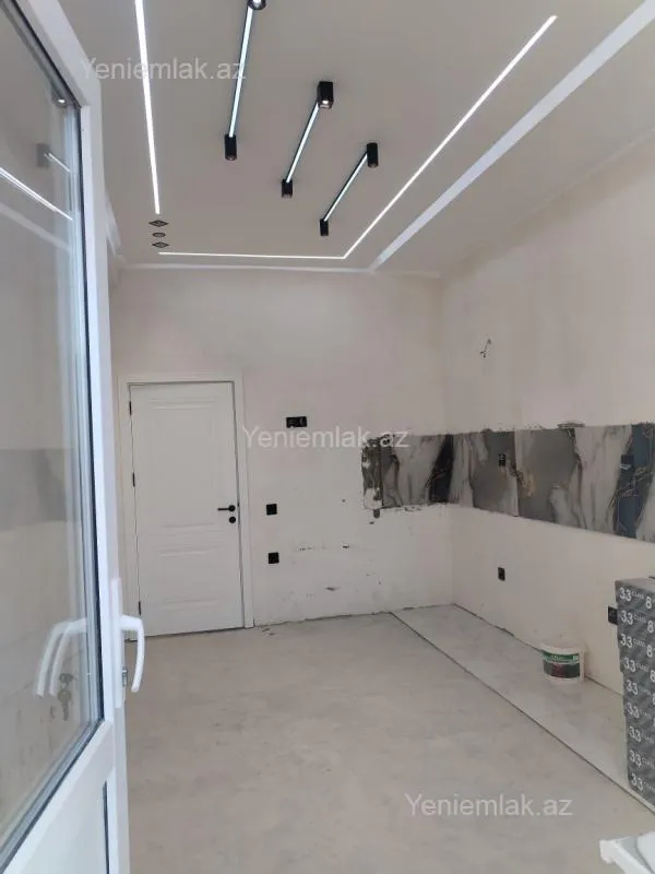 Satılır 3 otaqlı yeni tikili 105 m²