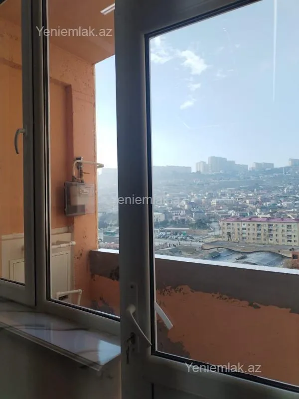 Satılır 3 otaqlı yeni tikili 105 m²