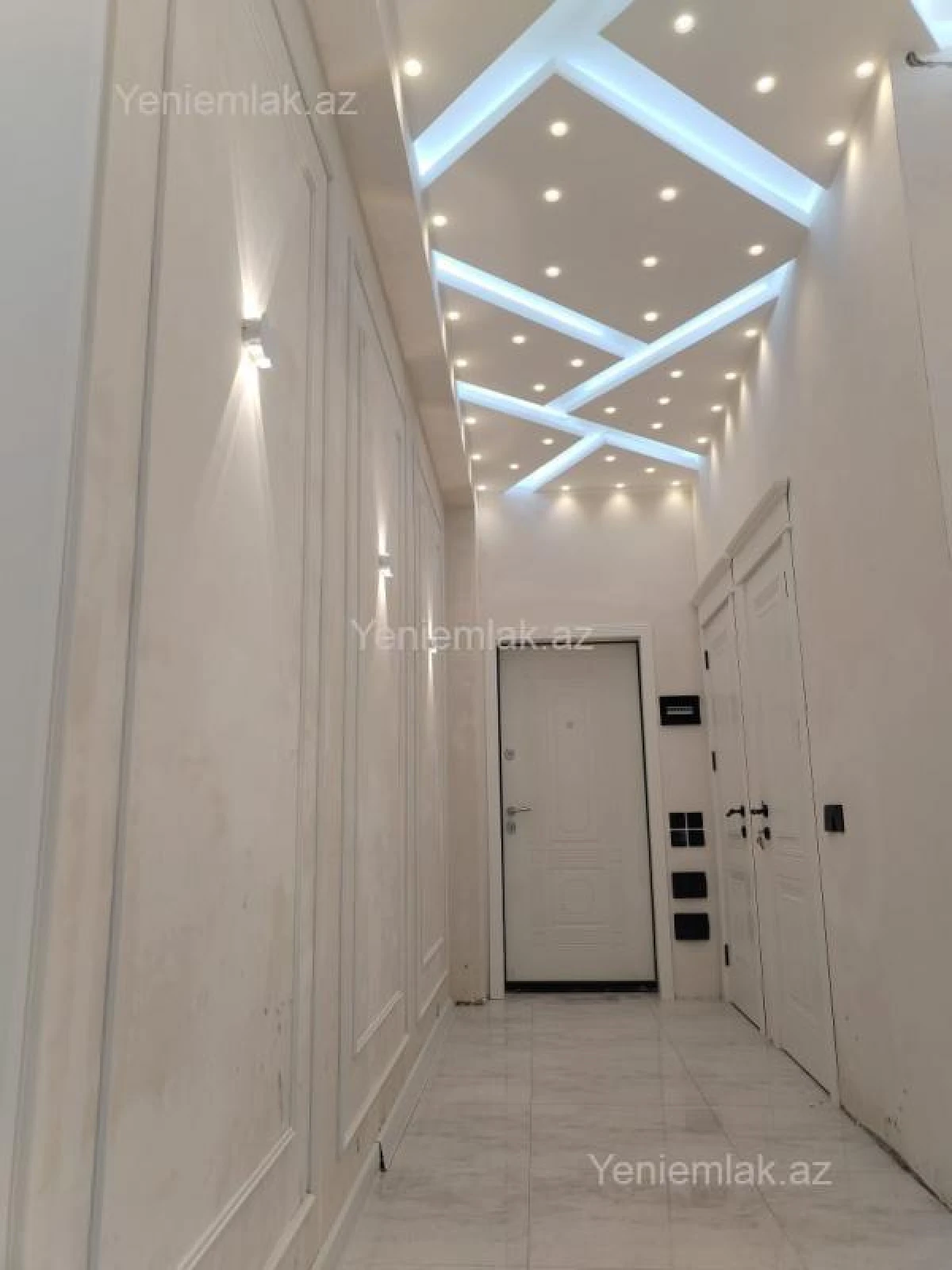 Satılır 3 otaqlı yeni tikili 105 m²