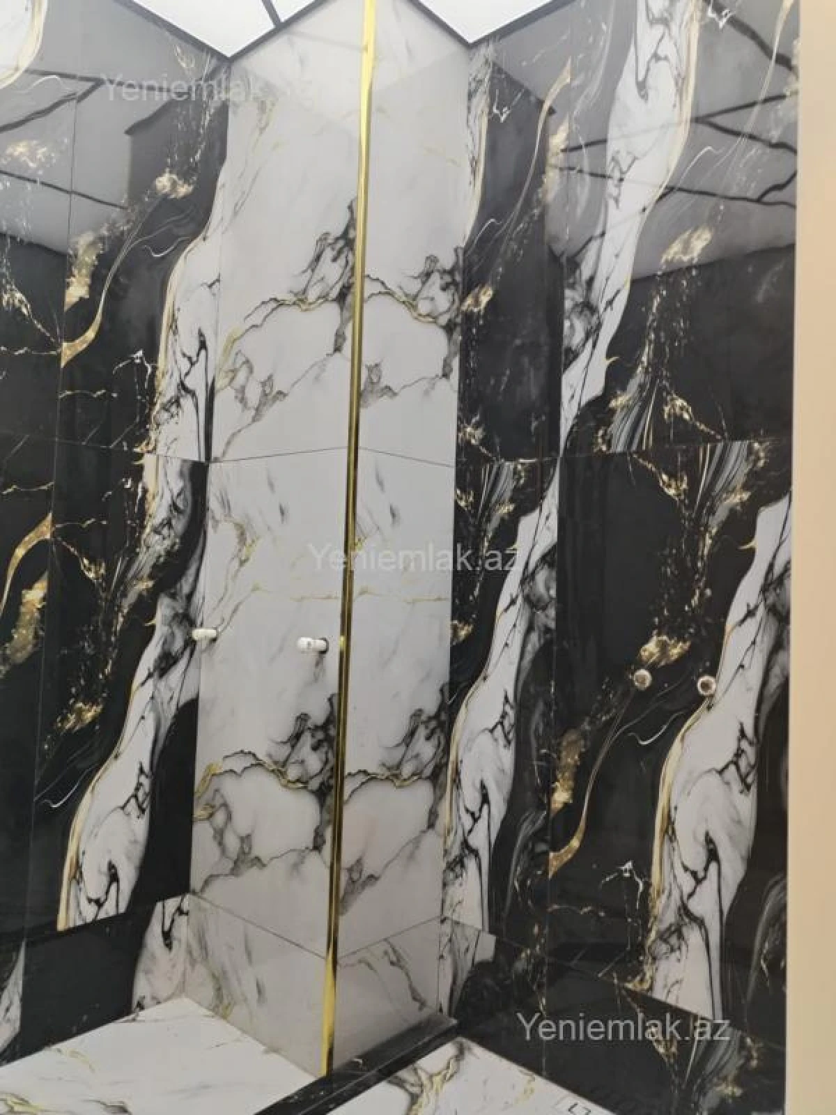 Satılır 3 otaqlı yeni tikili 105 m²