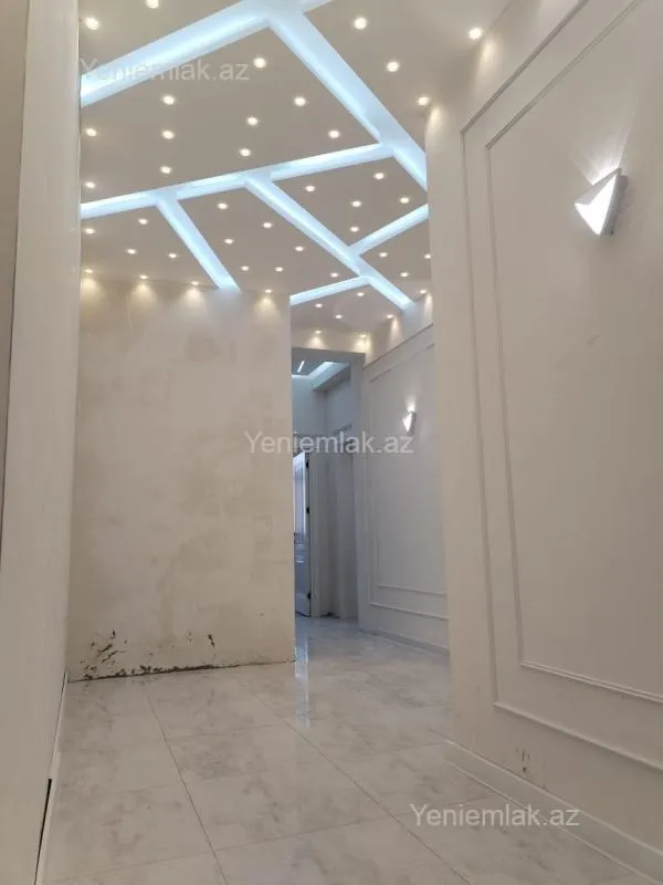 Satılır 3 otaqlı yeni tikili 105 m²