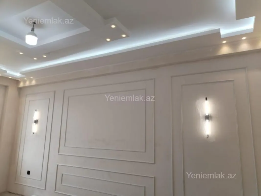 Satılır 3 otaqlı yeni tikili 105 m²