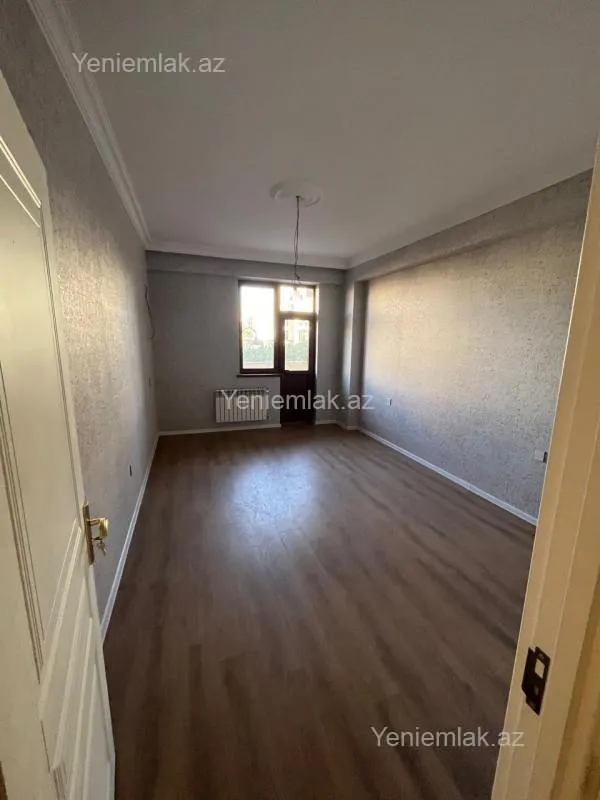 Satılır 3 otaqlı yeni tikili 134 m²