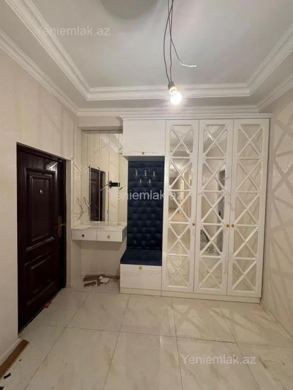 Satılır 3 otaqlı yeni tikili 134 m²