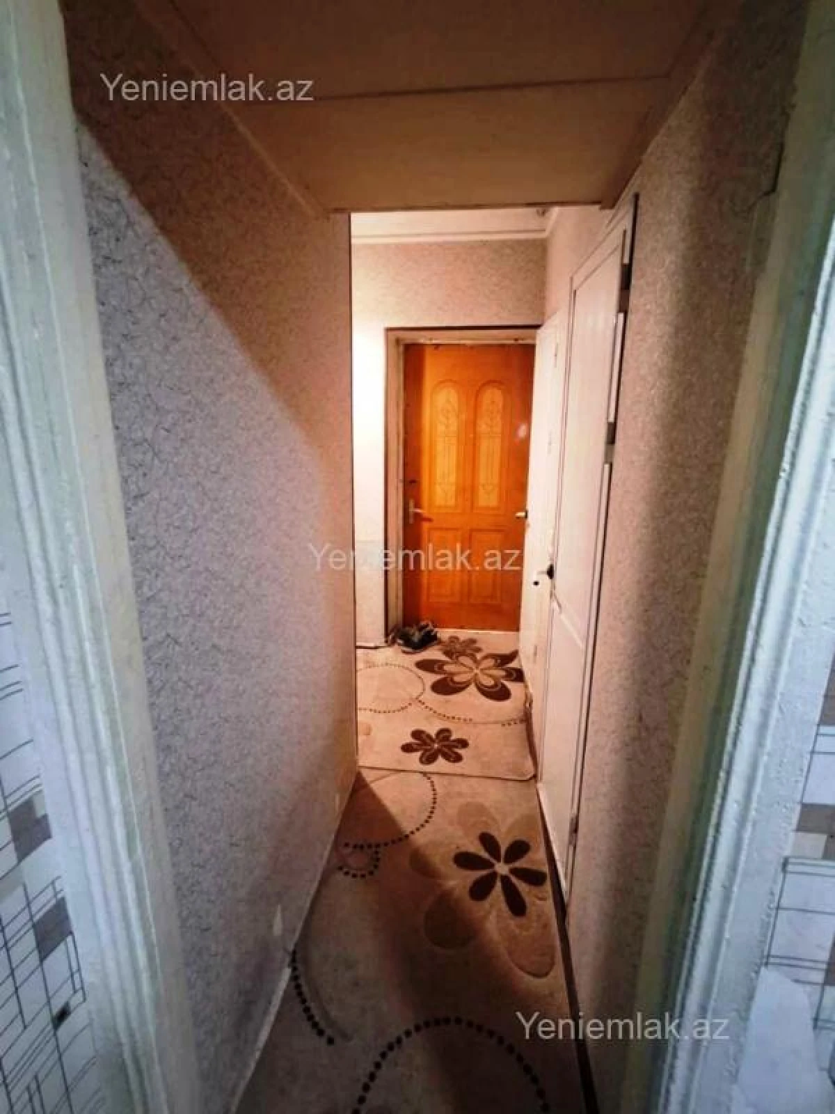 Satılır 2 otaqlı köhnə tikili 60 m²