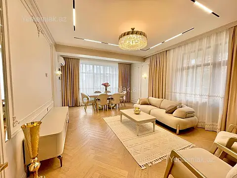 Satılır 3 otaqlı yeni tikili 118 m²