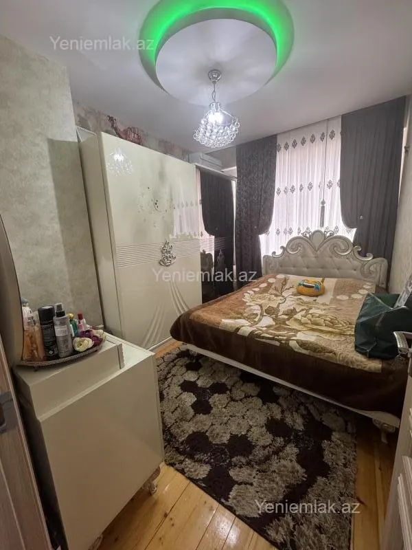 Satılır 2 otaqlı yeni tikili 56 m²