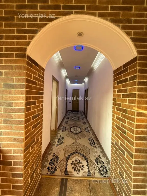 Satılır 3 otaqlı həyət evi 140 m²