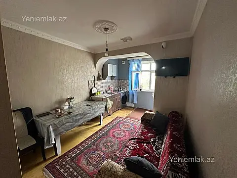 Satılır 1 otaqlı köhnə tikili 37 m² — Sumqayıt, 9-cu mikrorayon 1 otaq 37.00 m²