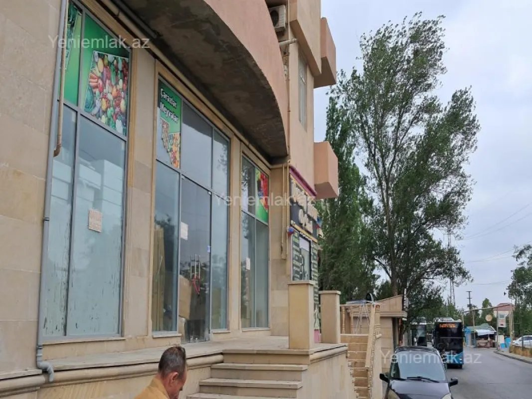 Satılır 1 otaqlı obyekt 102 m²