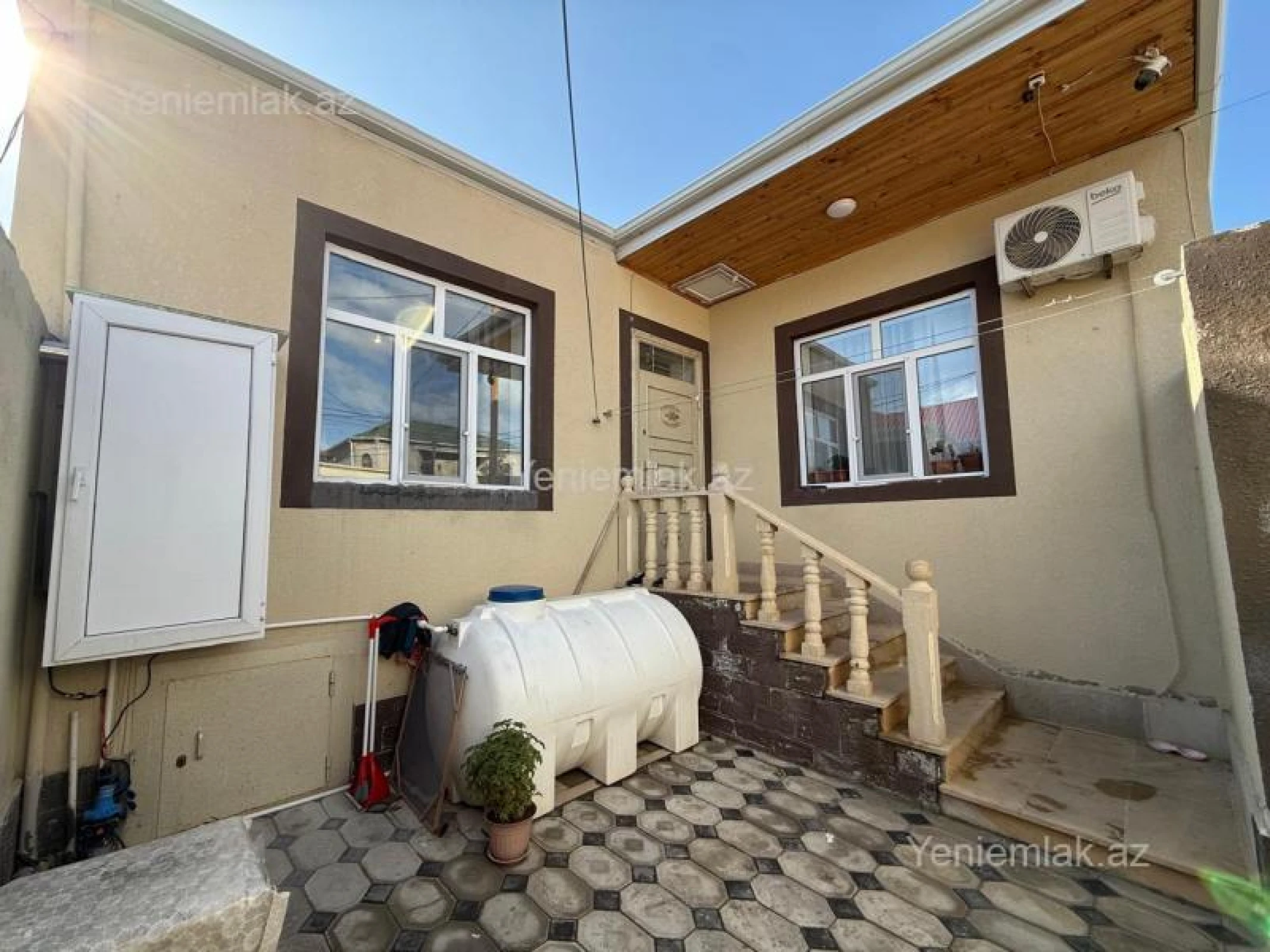 Satılır 3 otaqlı həyət evi 80 m²