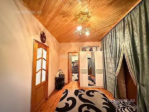 Satılır 5 otaqlı həyət evi 170 m²