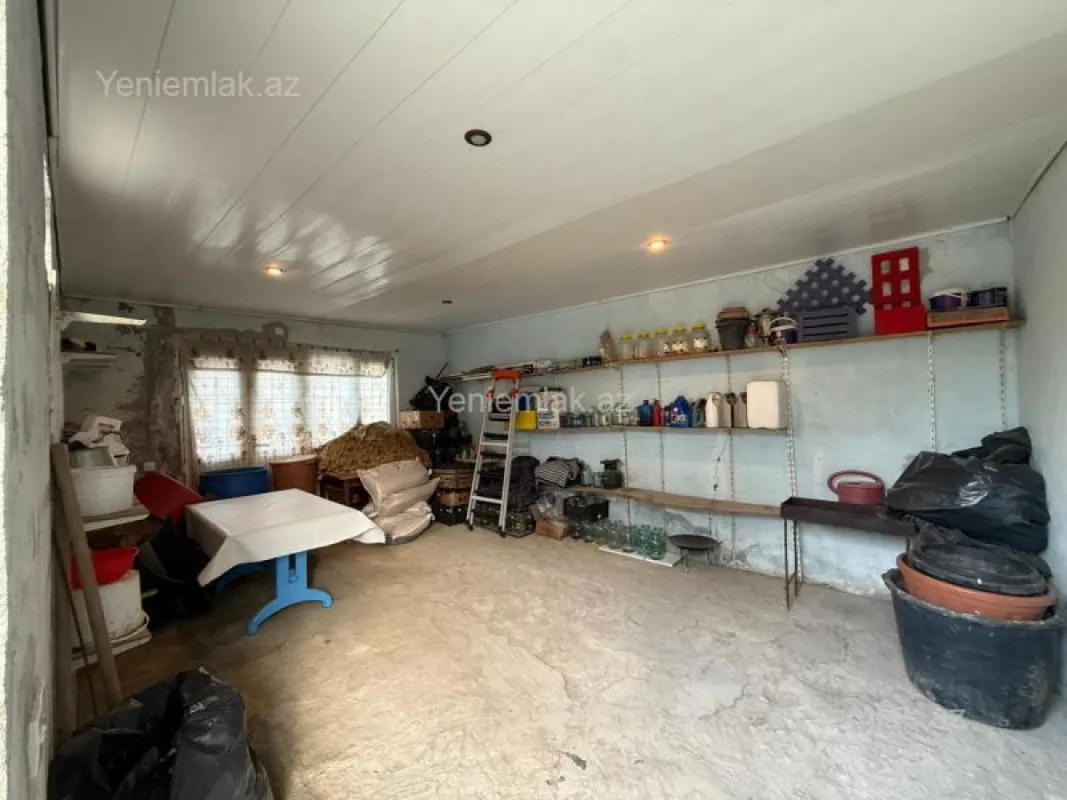 Satılır 5 otaqlı həyət evi 170 m²