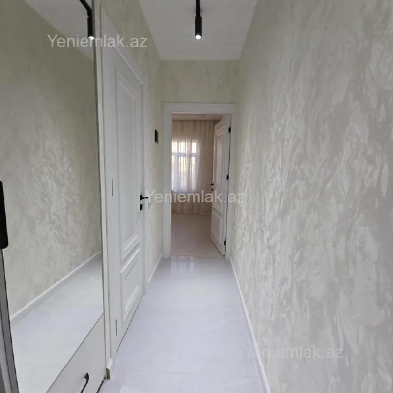 Satılır 2 otaqlı köhnə tikili 45 m²