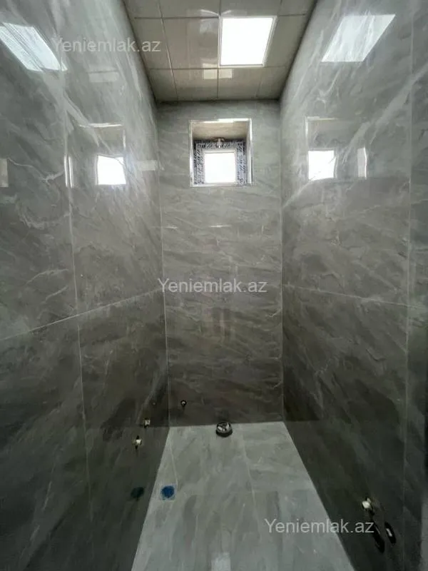 Satılır 2 otaqlı yeni tikili 50 m²